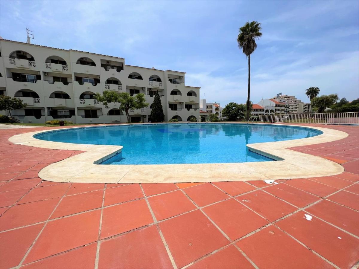 Albufeira Twins 1 With Pool By Homing Exterior foto